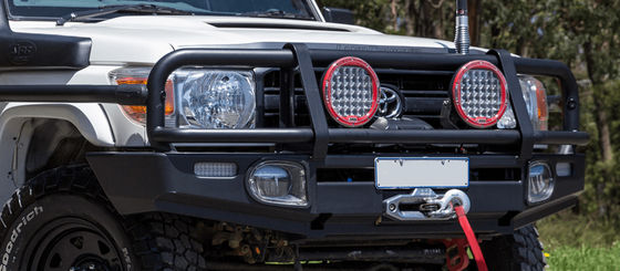Barre en acier avec lumière intégrée 20W 12V 50 000 heures Durée de vie Finition en poudre noire pour camions