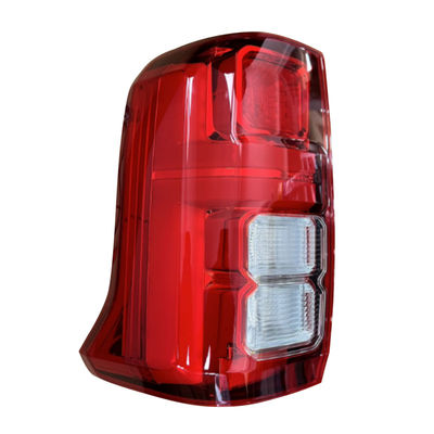 Lumières arrière d'usine Mitsubishi Triton Pour L200 2024