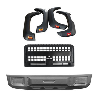 La grille TRITON noire 2024 est une édition originale pour Toyota Hilux Revo Rocco 2021