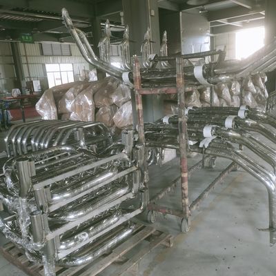 New Easy Car Front pare-chocs avant en acier inoxydable Bull Bar avec lumières à LED pour toyota Hilux Vigo Revo Rocco Nissan NP300 Navara Isuzu Mitsubishi Volkswagen Ford F150 Raptor Ranger