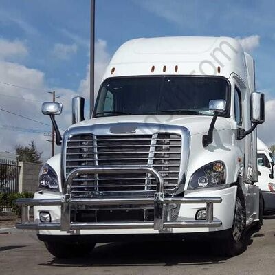 Garde de cerf en acier inoxydable 304 230 * 65 * 30 cm avec installation facile pour les semi-camions