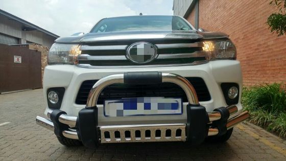 100% a examiné 4X4 puissant Bullbar, barres de pare-chocs avant pour Toyota Hilux Revo