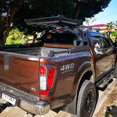 La barre de petit pain de sport de Wholesale Textured Black 4X4 de fabricant d'OEM à vendre Amarok Ford Ranger Toyota Hilux Revo reprennent