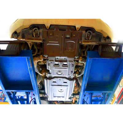La voiture d'OEM de Dongsui partie le plat de dérapage de camion pour Toyota Hilux Rocco Revo Vigo