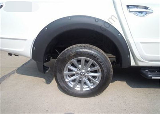 L'amortisseur de camion de Mitsubishi Triton évase pendant 12 mois de garantie de carton d'emballage de boîte
