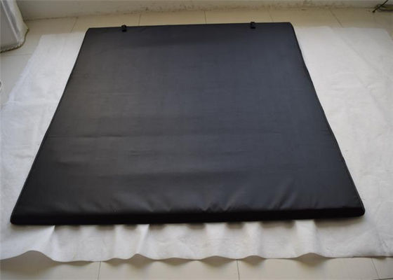 Couverture triple de Tonneau examinée par 100% pour le chapeau de double de Nissan Navara NP300