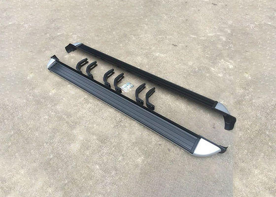 Approvisionnement d'usine de Dongsui pour le défenseur outre du pas de côté matériel en aluminium de plat de porte d'étape de charge