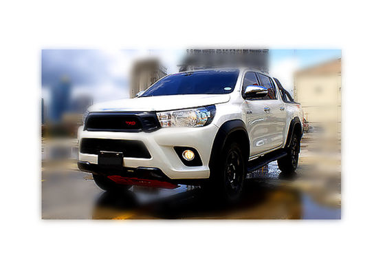 Grils avant durables de gril d'ABS pour Toyota Hilux Revo Rocco