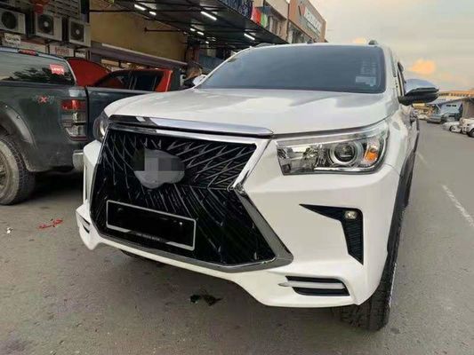 Fabricant Wholesale Auto Car Front Bumper Grille For Toyota Hilux Rocco Update Lexus d'OEM