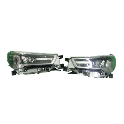 Lumière en plastique de voiture de phare de l'ABS LED de Wholesale 4X4 de fabricant pour Toyota Hilux Revo Rocco 2020 2021