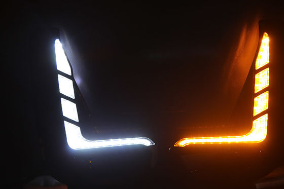 le Haut-éclat 2021 a mené la lampe légère courante de jour de brouillard pour Toyota Hilux Revo 2021