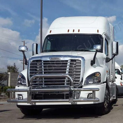 Dongsui usine classique dur usine nord-américaine prix d'origine nouveau style semi-camion pare-chocs de cerf gardiens pour le cargo Cascadia For Volvo International Prostar Kenworth Peterbilt Mack Pinnacle
